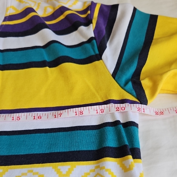 Vicky Wayne Cardigan Size Medium - Picture 9 of 10